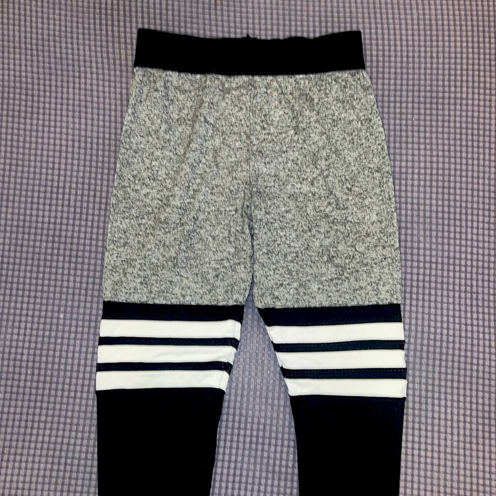 Bombshell Leggings - image 4